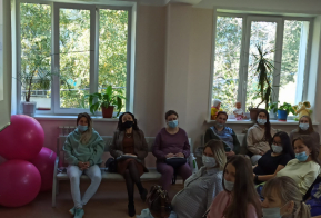 Школы будущих мам продолжают работать в Хабаровском крае