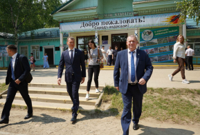 Михаил Дегтярев с рабочей поездкой побывал в Ульчском районе
