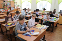 Школьники Хабаровского края проводят каникулы с пользой