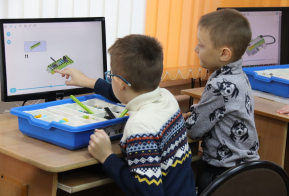 Школьники Хабаровского края проводят каникулы с пользой