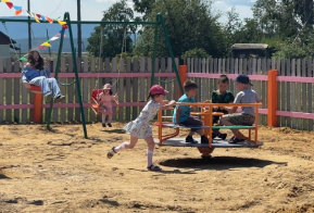 В селе Солонцы прошла торжественная церемония открытия спортивно-игровой площадки 